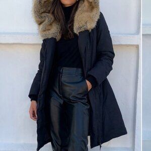 Babaton Gilligan Parka Premium Goose Down in Black